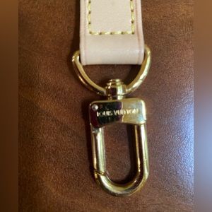 Louis Vuitton Leatber Strap Bandouliere